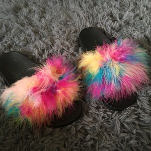 Forever 21 Feathery Slide Sandals